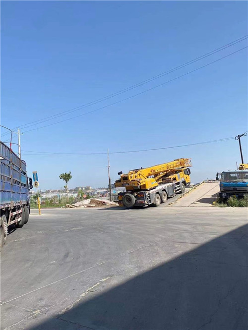 惠来县25吨吊车的租赁价格大概是多少？