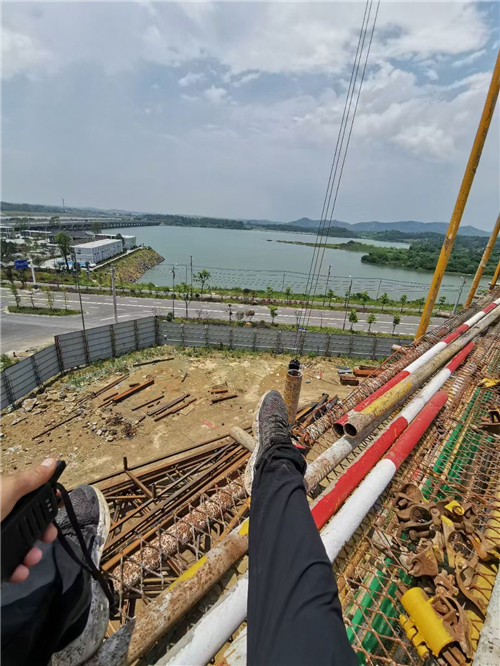 惠来县作业中发生设备损坏或人员意外，责任怎么划分？