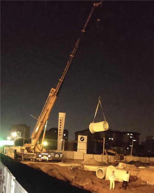 惠来县“弯臂矫正”—— 吊车的 “形变补偿” 技术